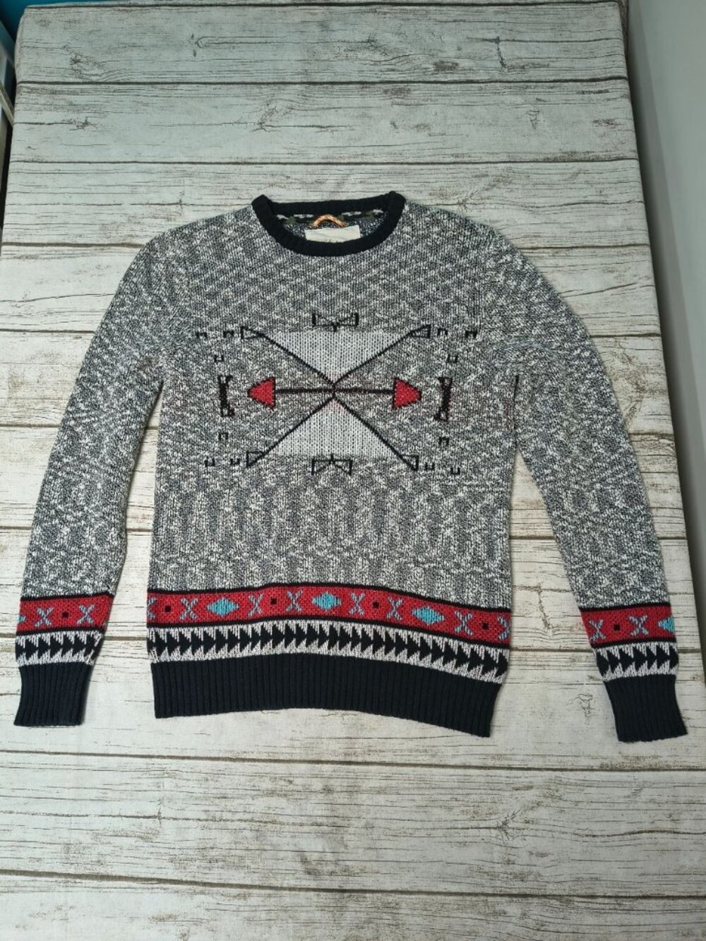 Koto Southwestern Aztec Print Crew neck Sweater Women Size Small